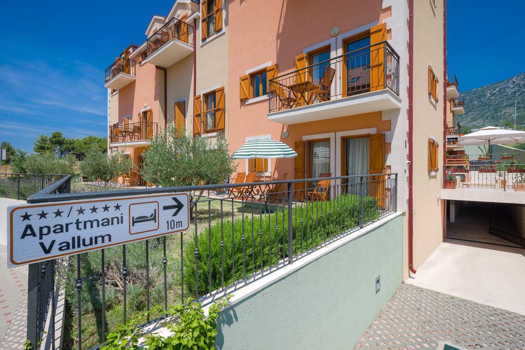 Apartments Vallum Bol Exterior foto